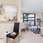 Reflections - World Class 360 Harbour Views!