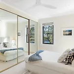 Reflections - World Class 360 Harbour Views!
